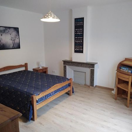 Maison De Village Confortable Entierement Renovee Saint-Just  Zewnętrze zdjęcie